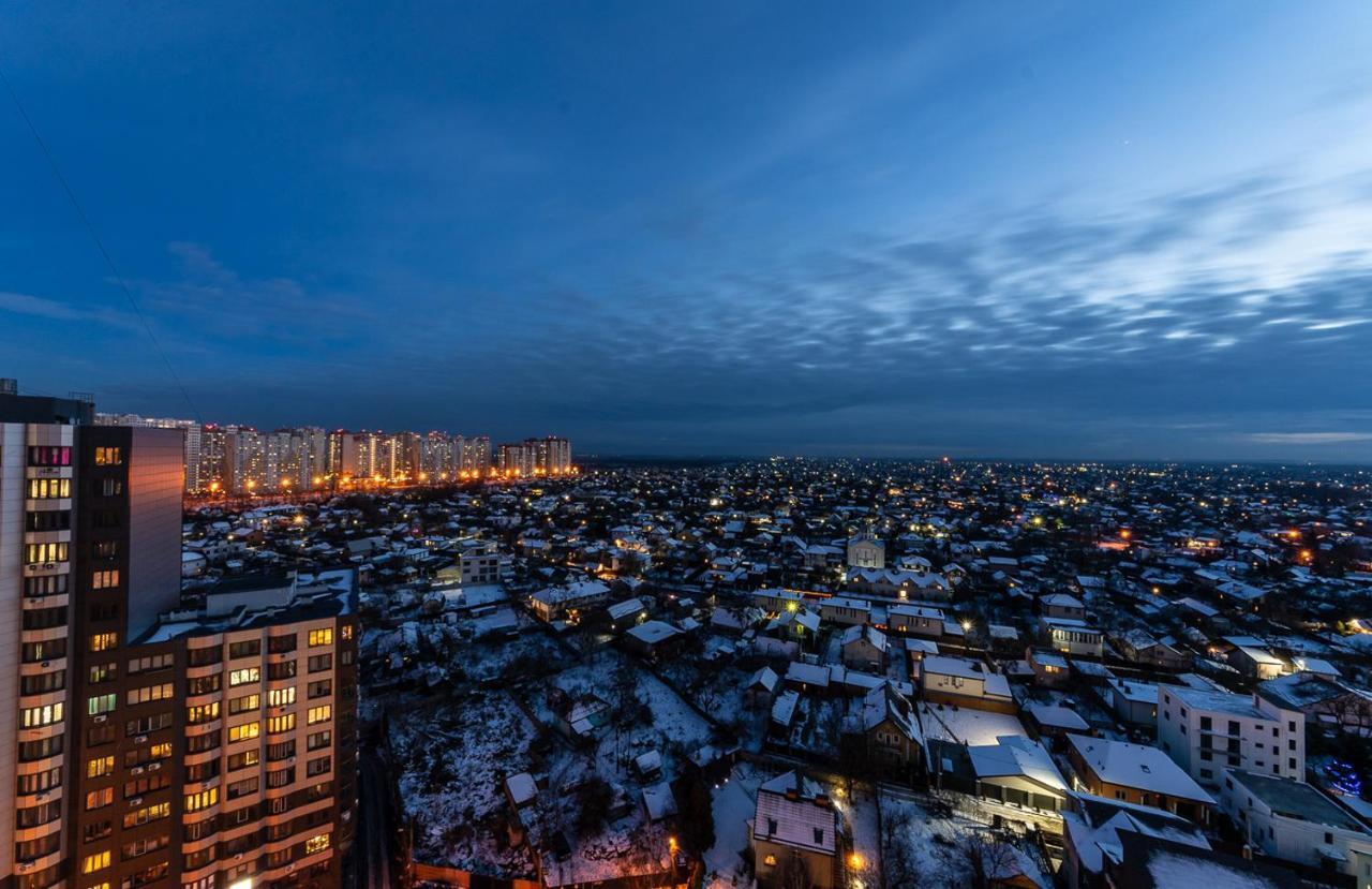 Luxury Apartment, Dniprovska Embankment26, Sokorki Киев Экстерьер фото