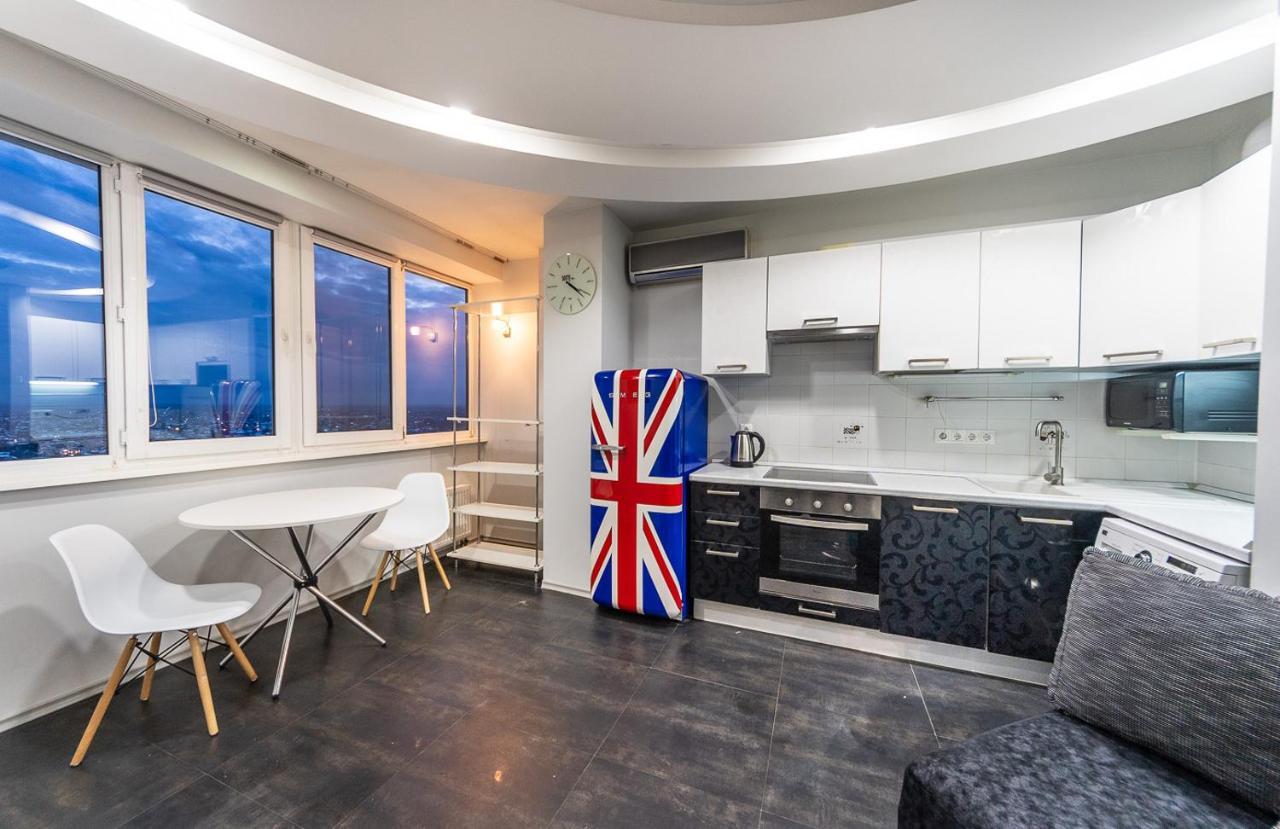 Luxury Apartment, Dniprovska Embankment26, Sokorki Киев Экстерьер фото